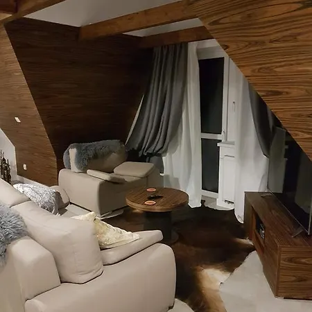 Palisander Apartament *